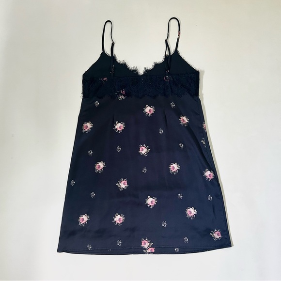 Abercrombie & Fitch Floral Navy Slip Dress - Picture 2 of 5